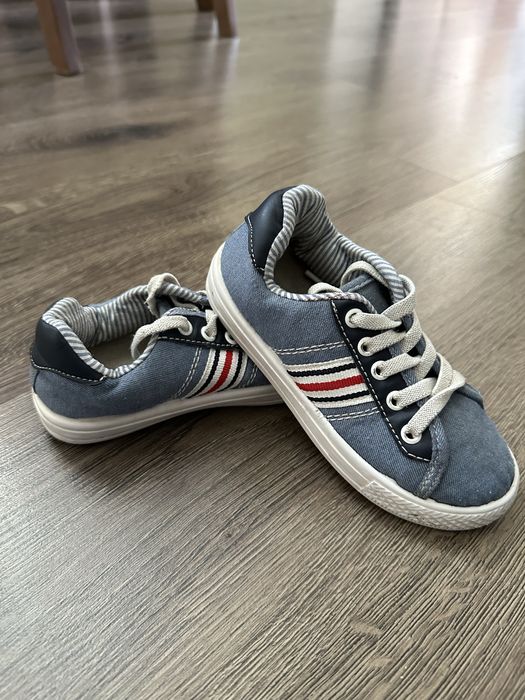 Кеди на літо