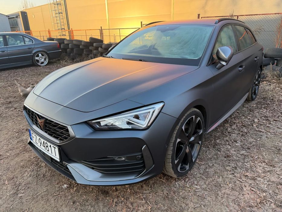 Cupra Leon Sportstourer FV 23% GWAR DO 2028r. Magnetic Tech Matt VZ 2.0 TSI 310KM kmp opony x2