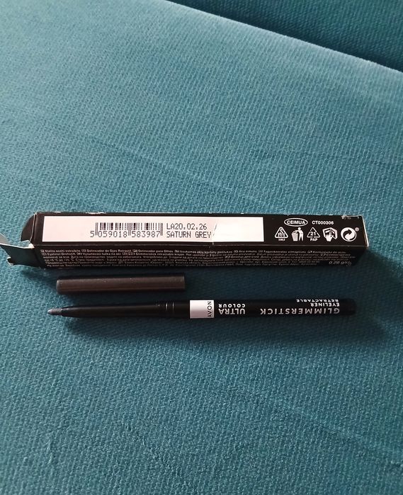 Avon Glimmerstick kredka do oczu Saturn Gray