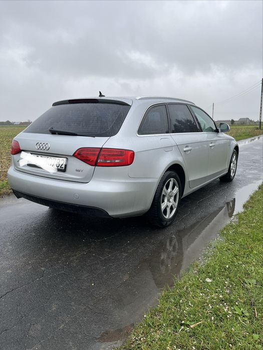 Sprzedam A4B8 2009r