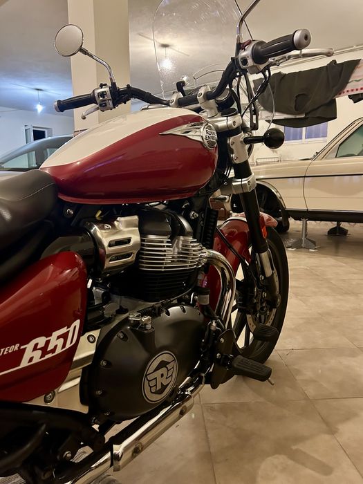 Royal Enfield Super Meteor 650