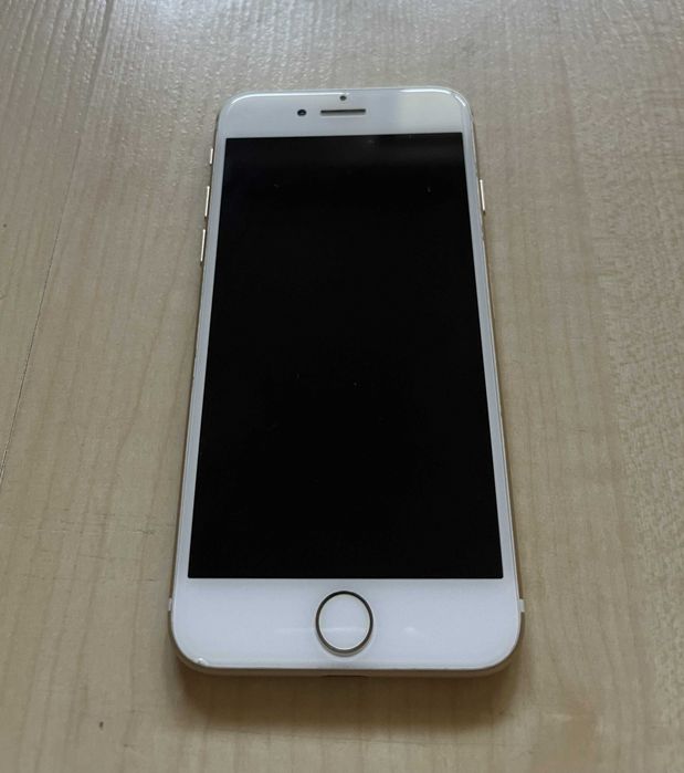 Iphone 7  – SUPER STAN – bateria 100% - POLECAM!