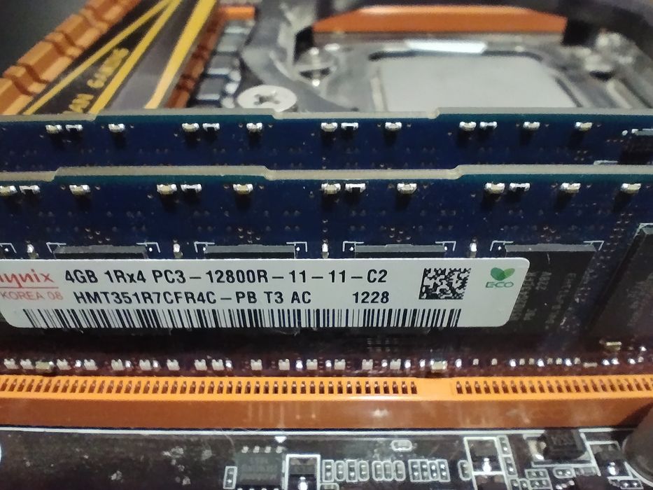 Комлпект Intel Xeon e5-2660 LGA2011 95W Huananzhi X79 DELUXE RAM 16GB