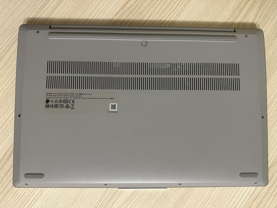 Б/У Ноутбук LENOVO IdeaPad 5 15ARE05 AMD Ryzen 3 4300U 8GB 512GB SSD