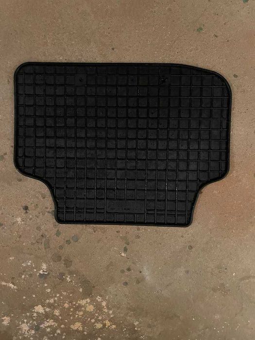 Dywaniki gumowe Skoda Octavia IV Kombi