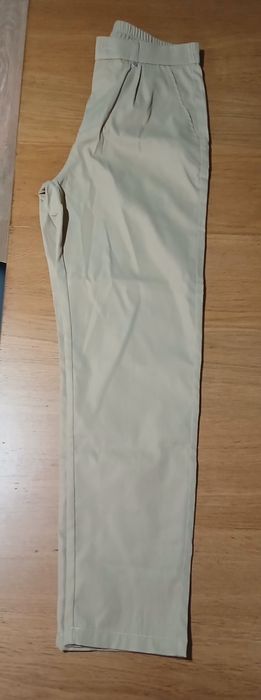 Calça creme modelo skiny