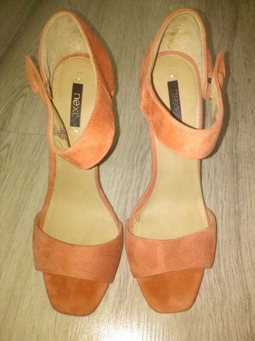 Босоніжки 37 розмір