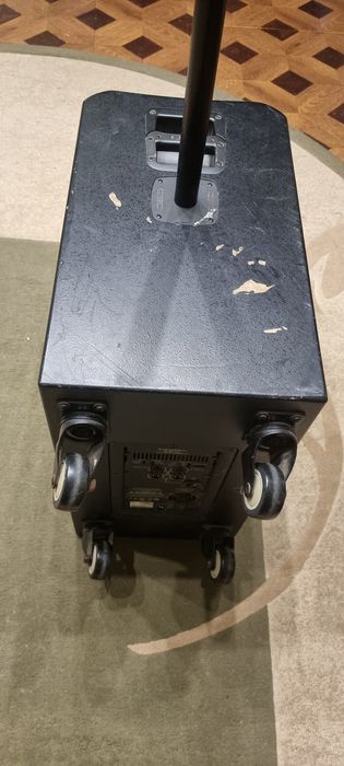 Продам активную акустику QSC K12