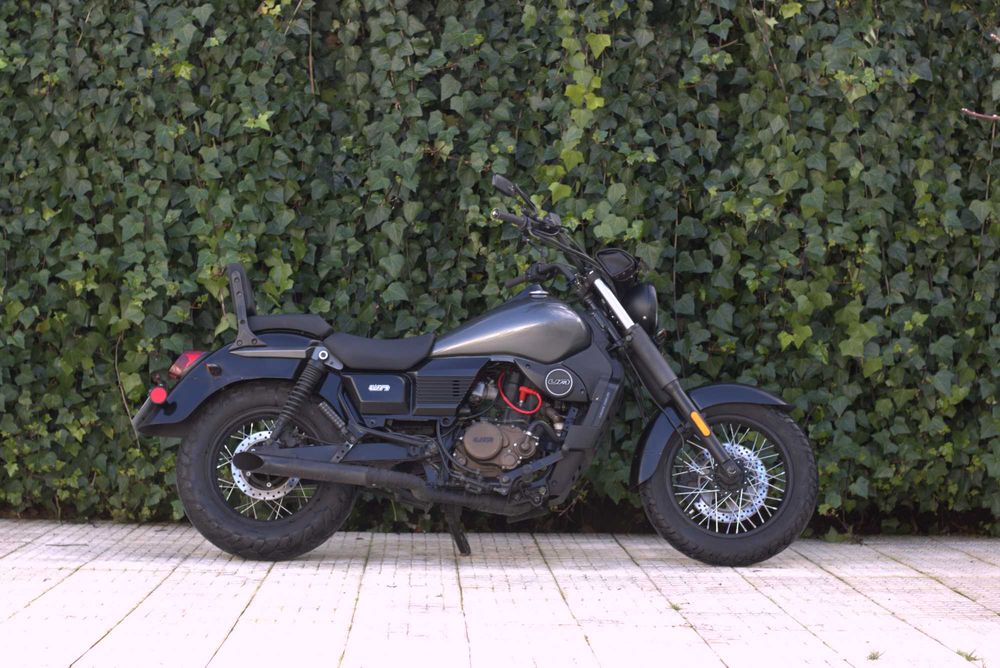 UM Renegade Comando 125 Custom Impecável!!