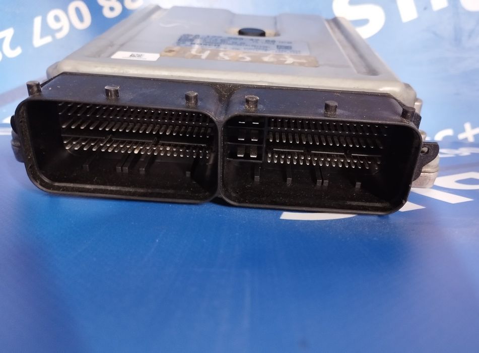 Блок керування двигуном Mercedes Мерседес W222 S 560 управления