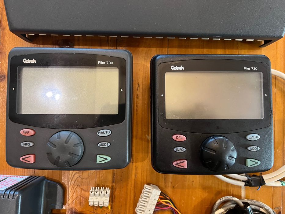 CETREK Autopilot, Piloto automático