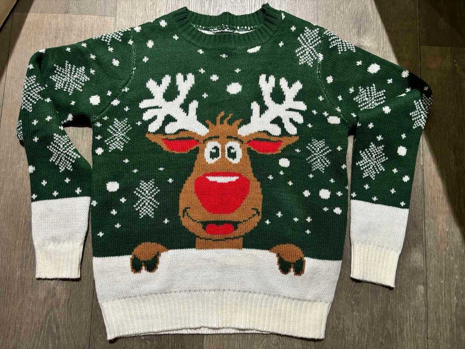Светр новорічний новогодний свитер