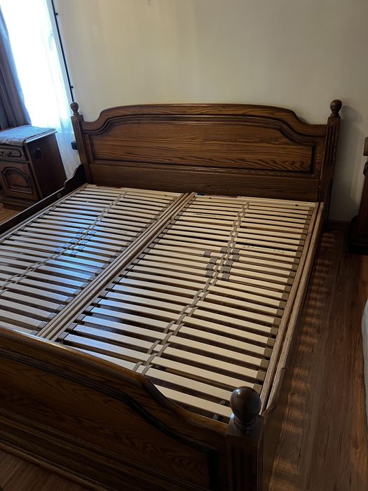 Двоспальне ліжко 200×200 з натурального дерева, ламелі