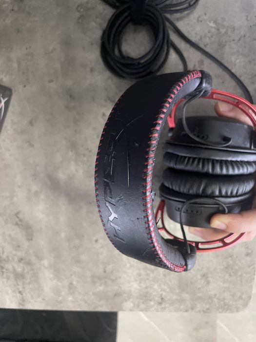 Продам наушники HyperX Cloud core и cloud alpha