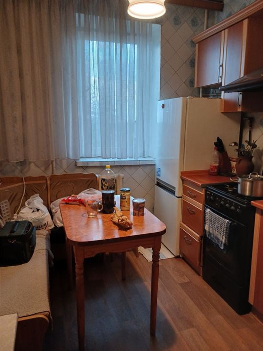 Продаж 2-кімнатноі квартири