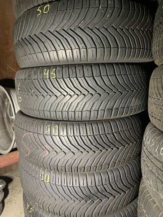 Шини б/у  всесезоні 205/60 16 Michelin Cross Climate