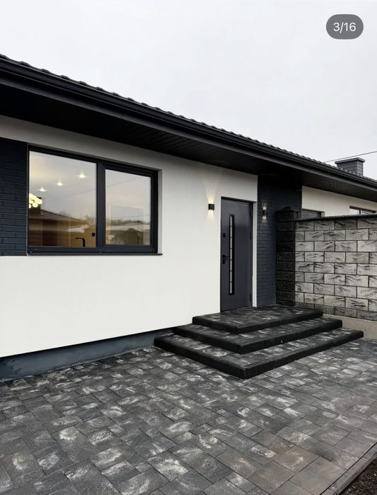 Продаж сучасного будиночку котеджного типу.