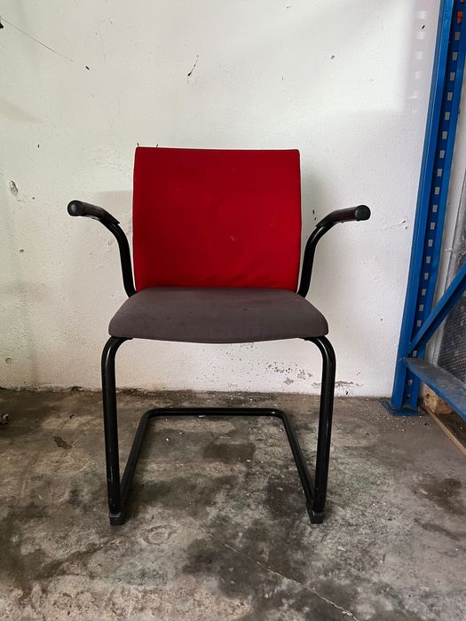 Cadeiras e bancos diversas