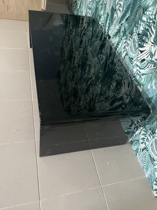 Mesa de centro de vidro preta