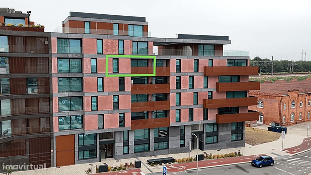 Luxury T2 Apartment in Aveiro's Premium Area