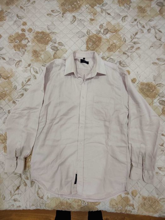 Camisa Alto tam. L/41 em muito bom estado .