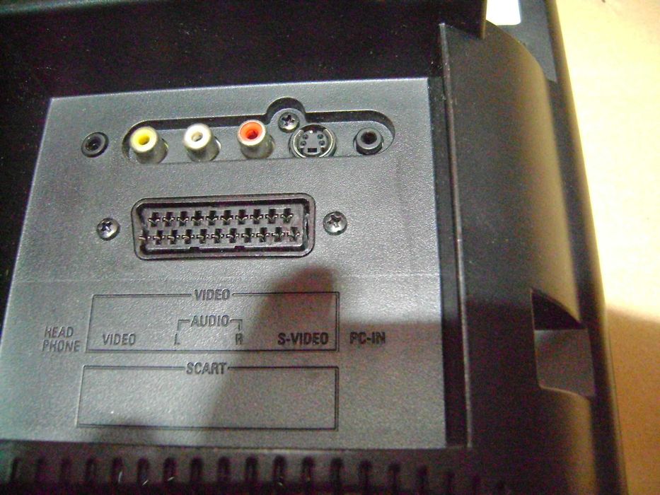 Telewizor 19" LCD analog tv euro złącze vga hdmi