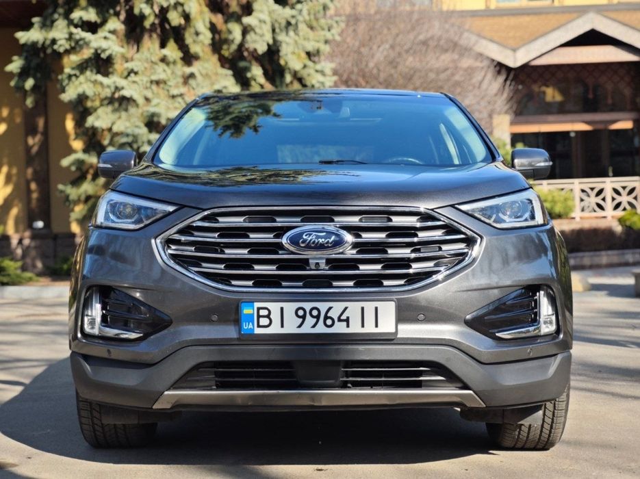 Ford edge titanium