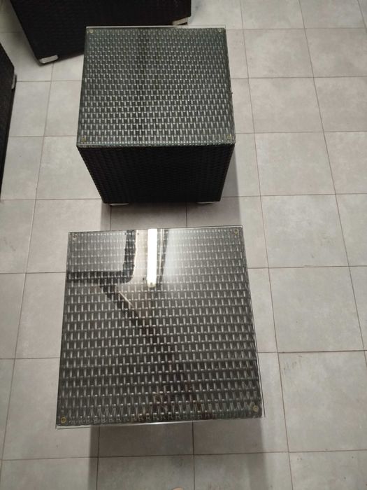 Conjunto jardim poltronas e mesas