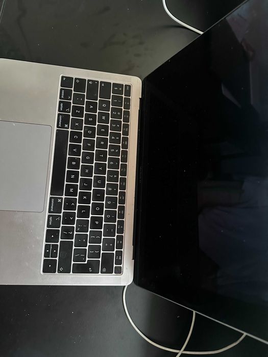 Mackbook  Air 13’’ super cena i stan  okazja