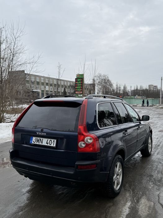 Volvo XC 90 в доброму стані