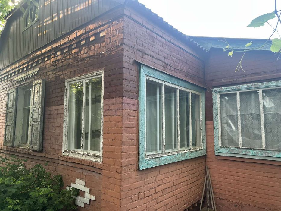 Продам добротный дом Мерефа