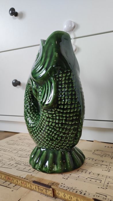 Jarro em forma de peixe - Faiança antiga