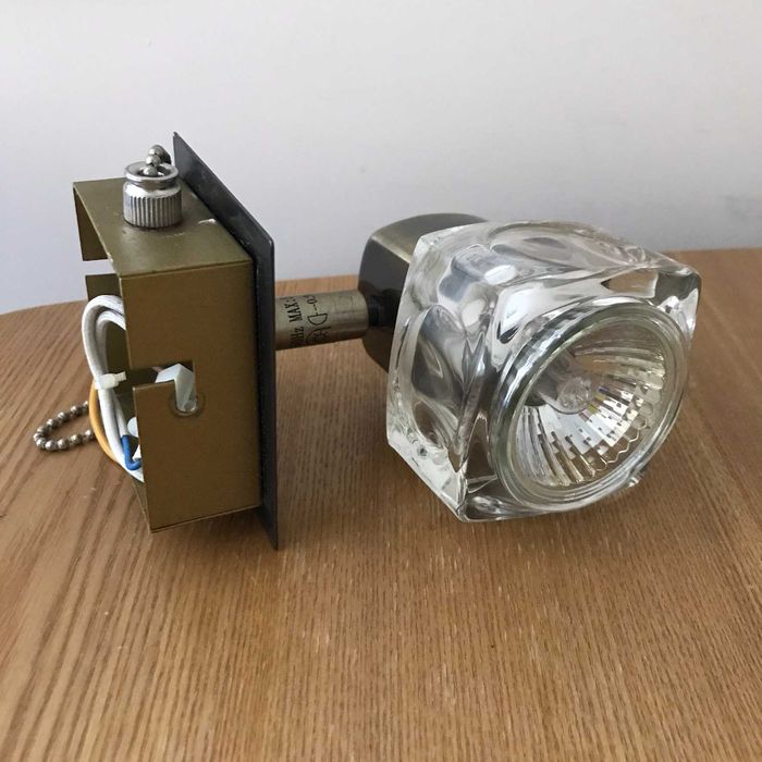 Світильник настінний