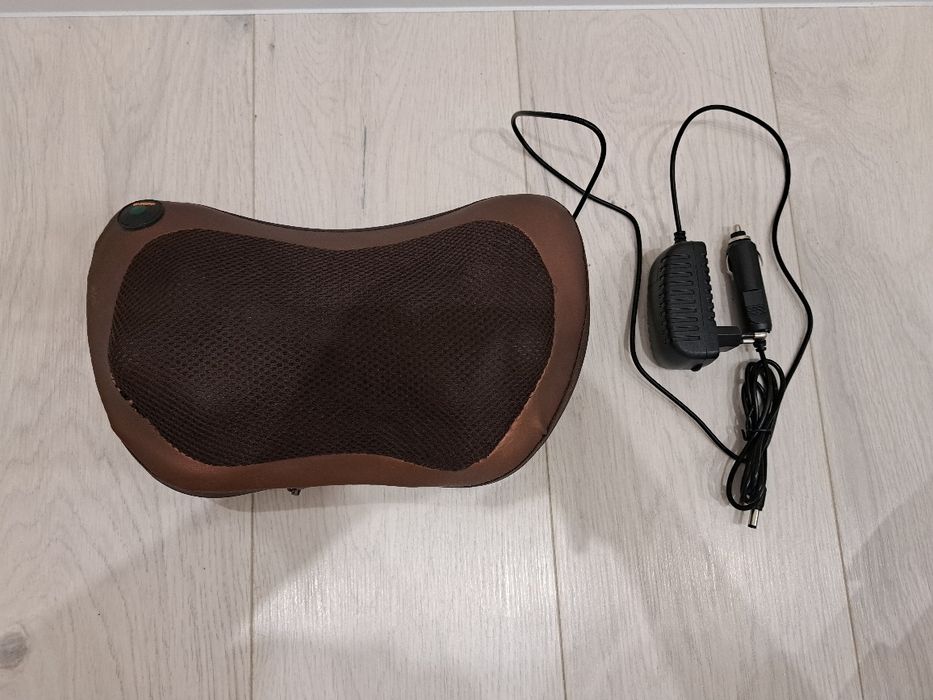 Масажна подушка Car & Home Massage Pillow