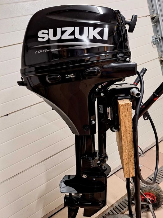 Nowy Silnik do łodzi, zaburtowy 0 mth Suzuki 20km