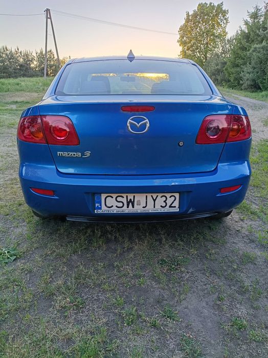Mazda 3 uszkodzona