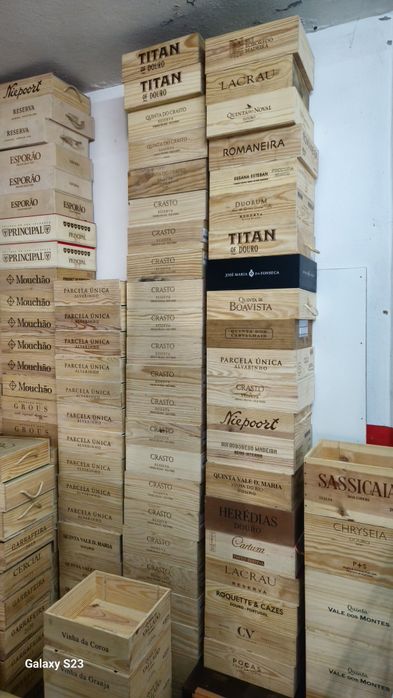 Caixas de madeira de vinho
