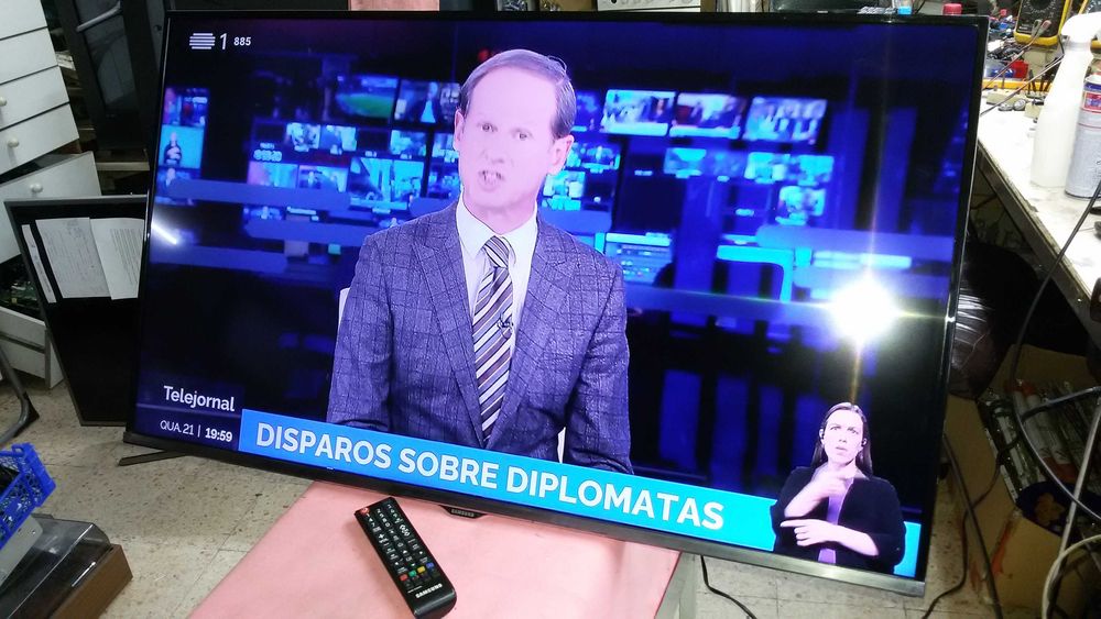 tv led hd samsung ue40j5100
