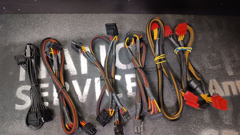 Модульні шнури для блока живлення Chieftec PCI-E, Sata, Molex,GPU