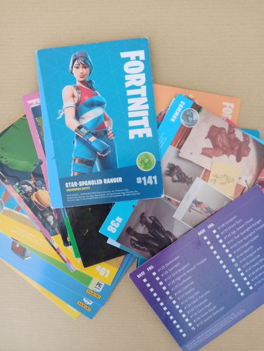 Fortnite: cromos ou cartas panini