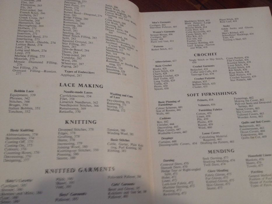 Odhams Encyclopaedia of Needlecraft illustrated