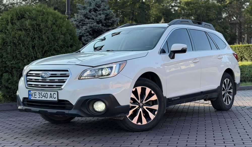 Продам Subaru Forester Limited 2016 2.5 бензин автомат полный привод