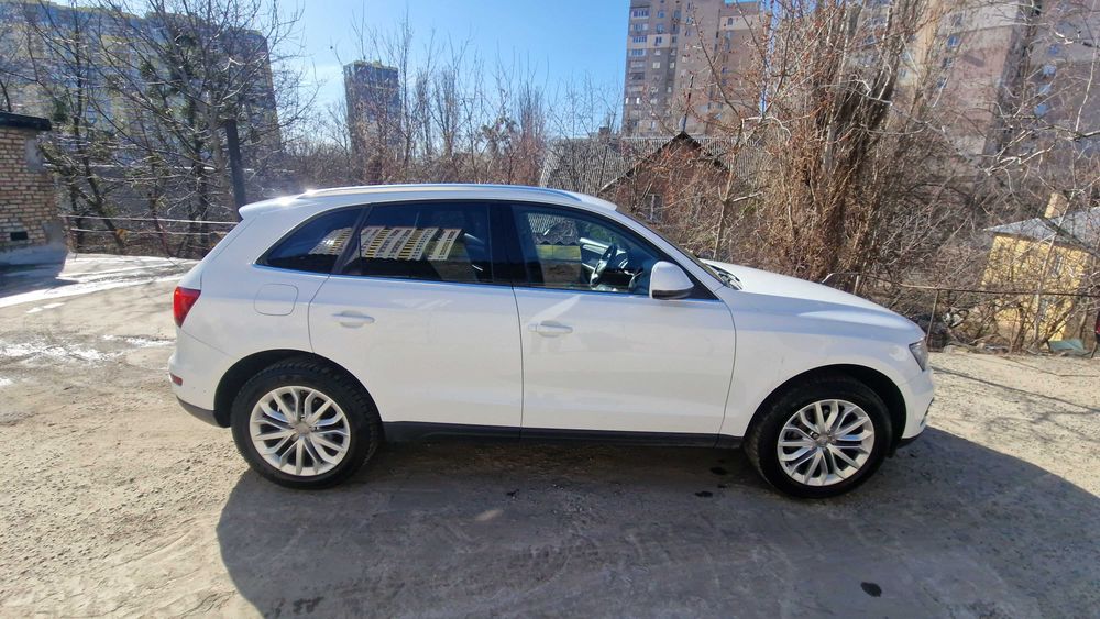 ПРодам Audi Q5 2013 (2.0 TDI)