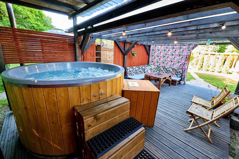 Domki z jacuzzi w górach - sauna | balia | nad rzeką - Energylandia