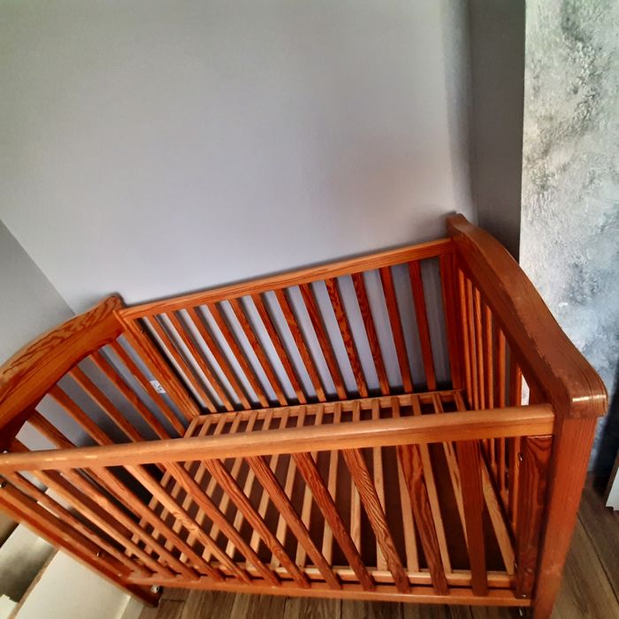 Drewniane Łóżeczko