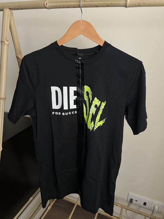 Tshirt  Dirsel estampada