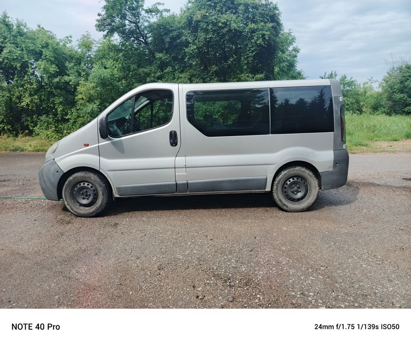 Opel Vivaro 2.5 CDTI 2005 r