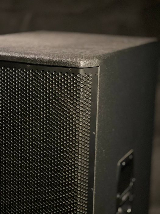 Jbl Mrx 525 MRX 528 Crown xti 4000 Crown xti 4002  made in usa