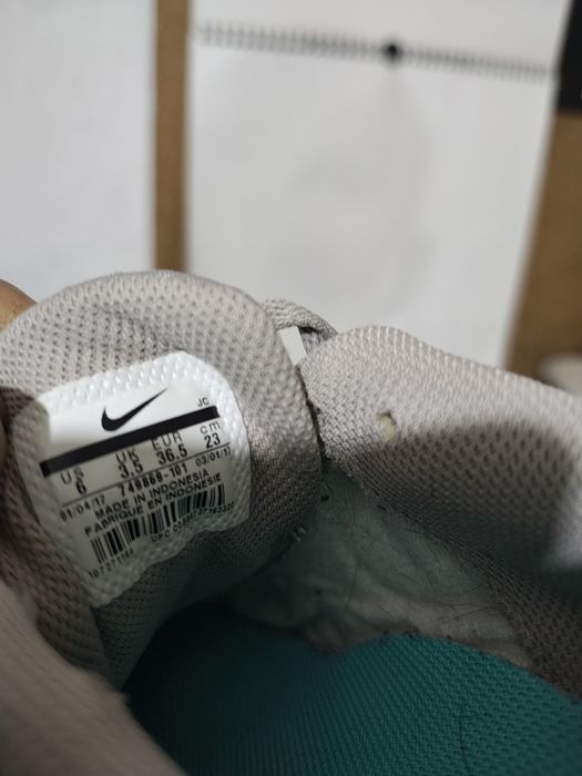 Buty sportowe Nike. Rozmiar 36.5