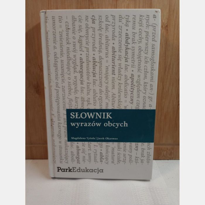 Słownik wyrazów obcych. Tytuła Okarmus.